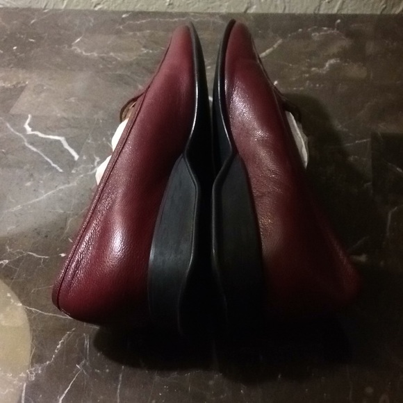 Isaac Mizrahi ox-blood casual loafer - Picture 4 of 6